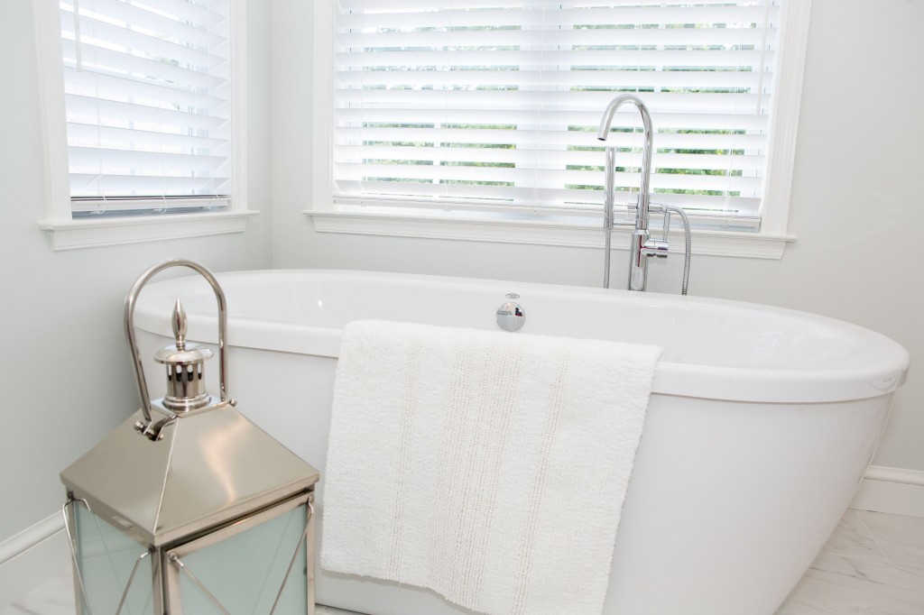 TuscanBlueDesign-FrederickBath-3449559158-O